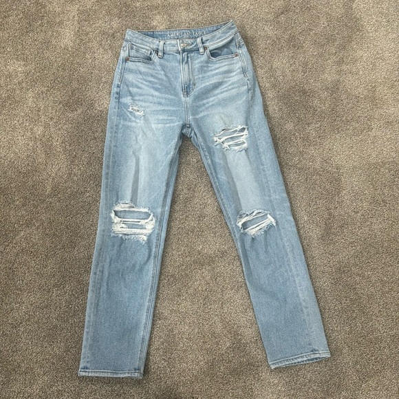 American Eagle Mom Jeans - Picture 1 of 4